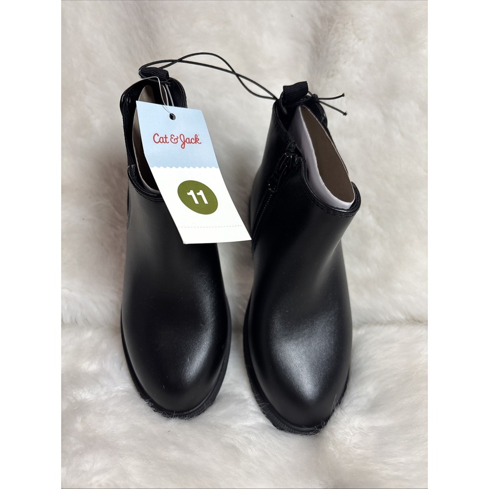 Cat & Jack Tanner Kids Black Chelsea Ankle Boots Side Zip Faux Leather SIZE 11